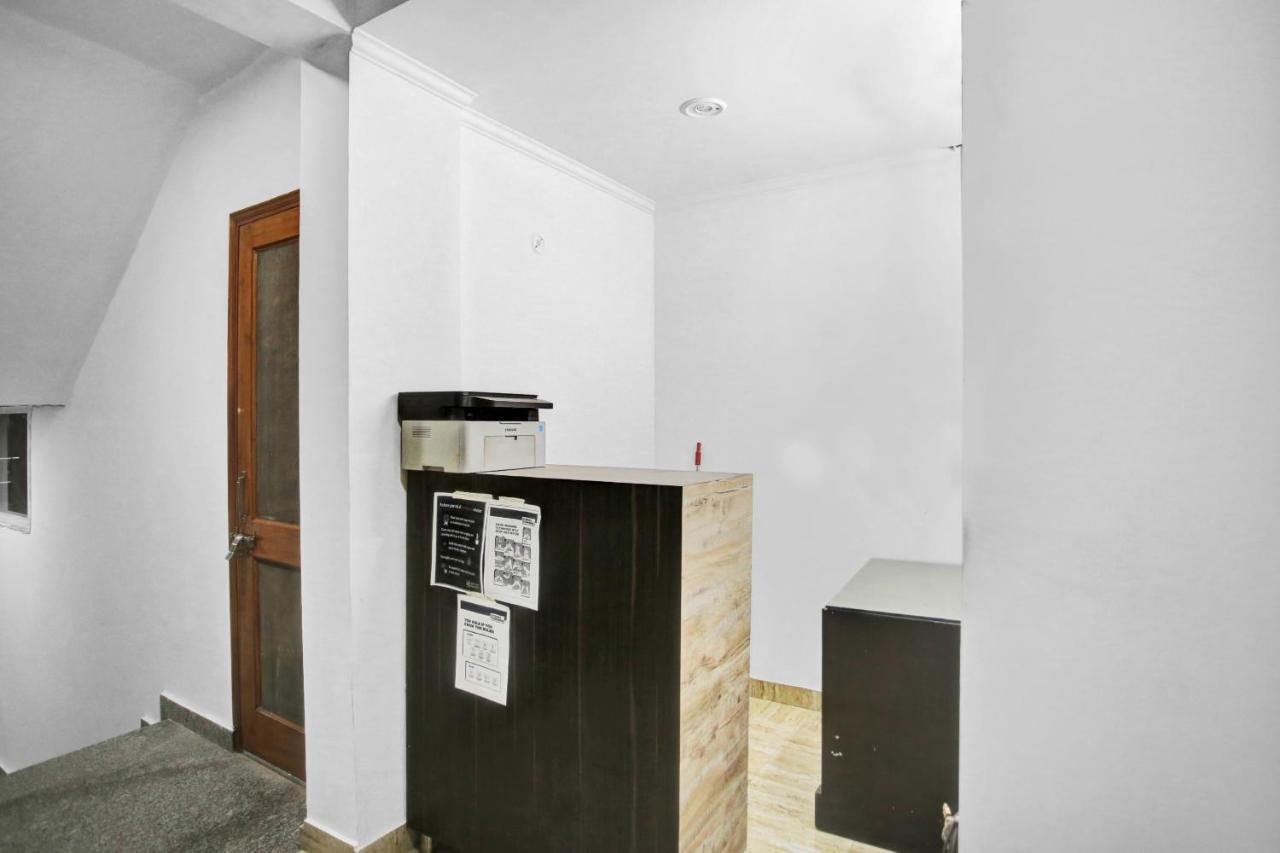 OYO 82100 Golden Residency Noida Eksteriør billede